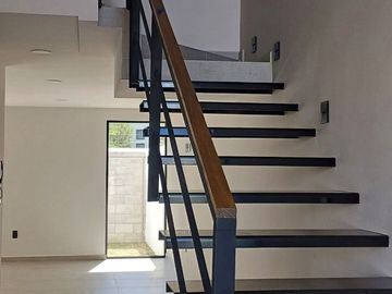 CASA EN VENTA EN ZONA MIRADOR, QUERETARO