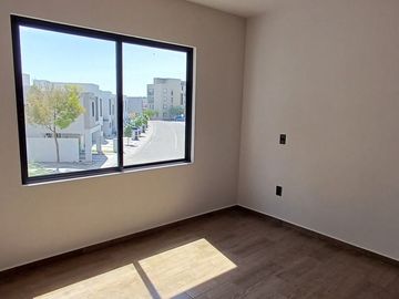 CASA EN VENTA EN ZONA MIRADOR, QUERETARO