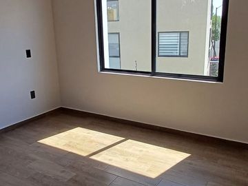CASA EN VENTA EN ZONA MIRADOR, QUERETARO