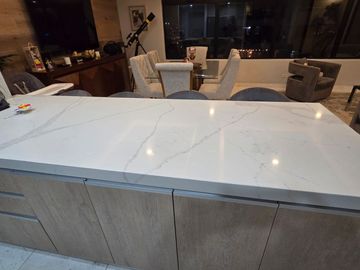 Venta de Departamento de Lujo en: New City, Tijuana, B.C. México.