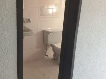 DEPARTAMENTO 2DO PISO VILLAS DE IRAPUATO