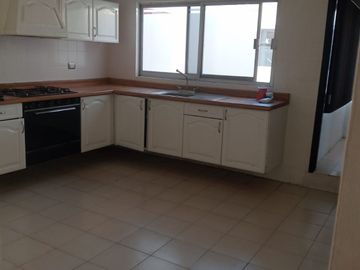 DEPARTAMENTO 2DO PISO VILLAS DE IRAPUATO
