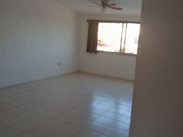 DEPARTAMENTO 2DO PISO VILLAS DE IRAPUATO
