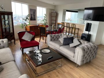 Alquilo Departamento Amoblado 7mo piso Cayma Baja