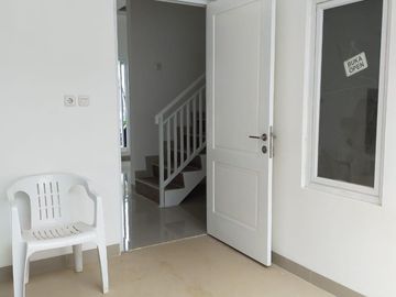 Rumah Ark Jl.Deplu Bintaro SIAP HUNI Selatan Jakarta Tangsel Kota Tangerang Selatan (AA) Jual Dijual