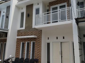 Rumah Ark Jl.Deplu Bintaro SIAP HUNI Selatan Jakarta Tangsel Kota Tangerang Selatan (AA) Jual Dijual