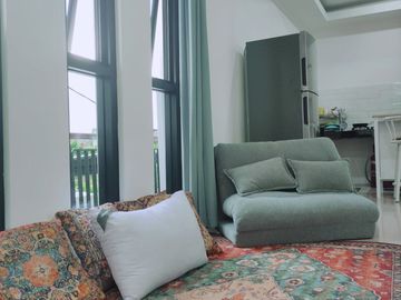 Rumah Balcony Cipageran, Baru 2 LANTAI Japanese, Mewah Harga Murah di Kota Cimahi Utara, Jual Dijual