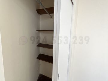 Alquilo Depa 01 dorm No cochera | 58 m² | 2do piso Escaleras | Miraflores – San Antonio