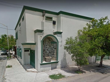 VENTA DE CASA EN VALLE DEL TOPO CHICO NUEVO LEON