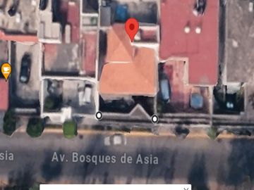Casa en Venta. Bosques de Aragón, Ciudad Nezahualcóyotl, EDOMEX. Remate Hipotecario.