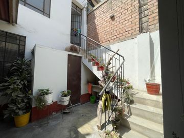 VENTA DE CASA EN PRO - LOS OLIVOS