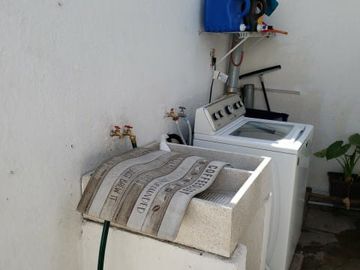Casa Residencial en Venta en Guadalupe, en Privada Lomas de Bernárdez