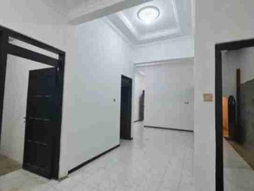 Rumah dijual Lokasi Sangat Strategis di Soekarno Hatta Kota Malang