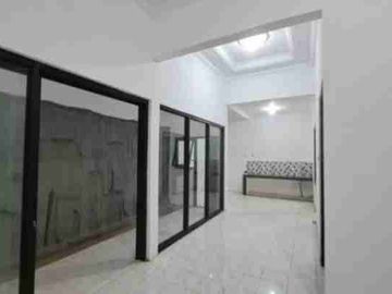 Rumah dijual Lokasi Sangat Strategis di Soekarno Hatta Kota Malang
