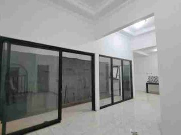 Rumah dijual Lokasi Sangat Strategis di Soekarno Hatta Kota Malang