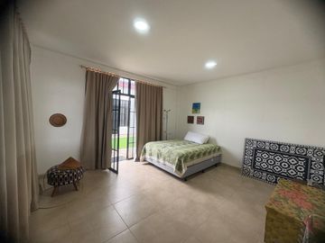 VILLAMIL PLAYAS VENDO HERMOSA CASA VACACIONAL EN URB. LAS LAGUNAS