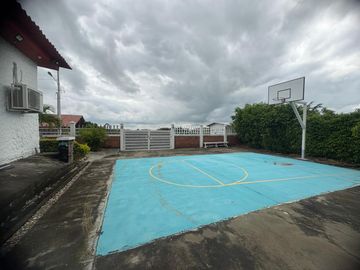 VILLAMIL PLAYAS VENDO HERMOSA CASA VACACIONAL EN URB. LAS LAGUNAS