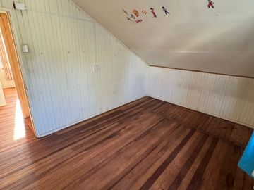 SE VENDE CASA 3D3B, UBICADA EN CALLE COPIHUE, LANCO.