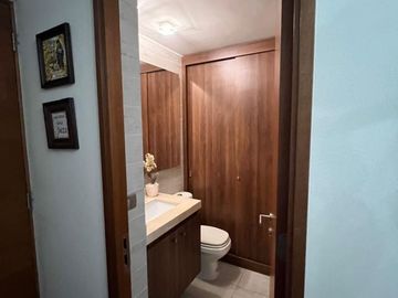 ASOLEADO DEPTO EDIFICIO SANDERS