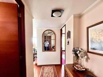 ASOLEADO DEPTO EDIFICIO SANDERS