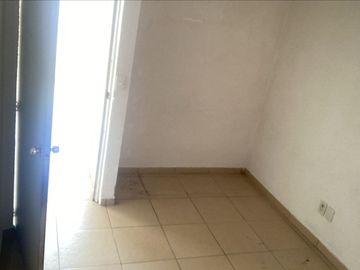 VENDO CASA DE 3 RECAMARAS EN REAL DEL CID TECAMAC