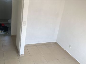 VENDO CASA DE 3 RECAMARAS EN REAL DEL CID TECAMAC