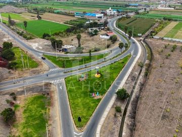VENDO TERRENO EN MALA 2,025 m2