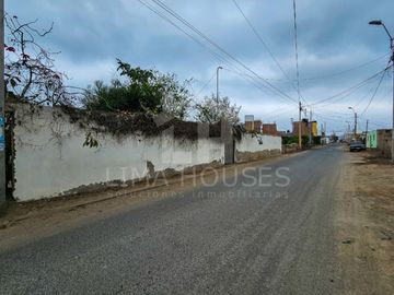 VENDO TERRENO EN MALA 2,025 m2