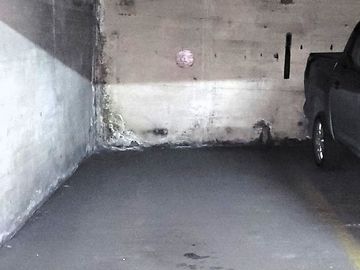 OPORTUNIDAD !!! ESTACIONAMIENTO / PORTUGAL 38 / SECTROR HOSPITAL CLÍNICO U.C.