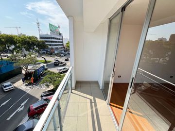 DEPARTAMENTO EN VENTA DE 03 DORMITORIOS EN MIRAFLORES