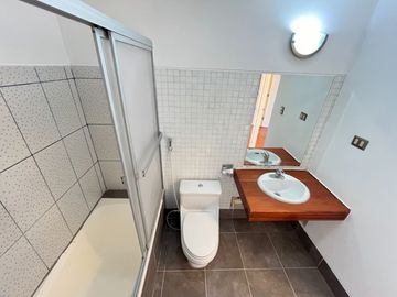 DEPARTAMENTO EN VENTA DE 03 DORMITORIOS EN MIRAFLORES