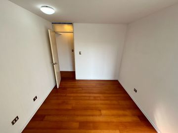 DEPARTAMENTO EN VENTA DE 03 DORMITORIOS EN MIRAFLORES