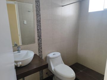 VENDO DEPARTAMENTO DUPLEX DE 1ER PISO - AURORA, MIRAFLORES.