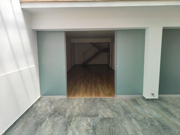 VENDO DEPARTAMENTO DUPLEX DE 1ER PISO - AURORA, MIRAFLORES.