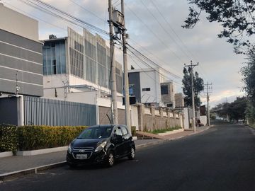 Departamento Venta, Conjunto Zoe, Santa Lucia, Norte de Quito