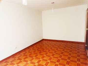 ALQUILO DEPARTAMENTO 02 DORM. C/COCHERA S/2,250  - SURCO