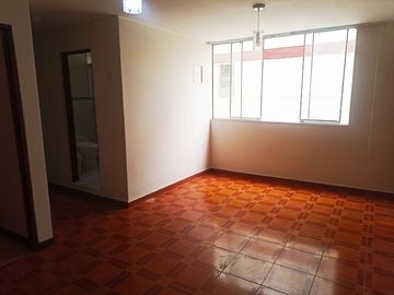 ALQUILO DEPARTAMENTO 02 DORM. C/COCHERA S/2,250  - SURCO