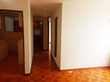 ALQUILO DEPARTAMENTO 02 DORM. C/COCHERA S/2,250  - SURCO