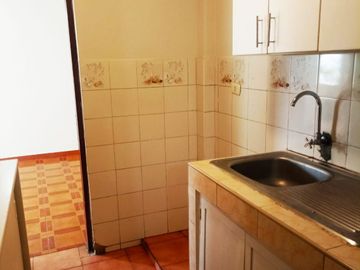 ALQUILO DEPARTAMENTO 02 DORM. C/COCHERA S/2,250  - SURCO