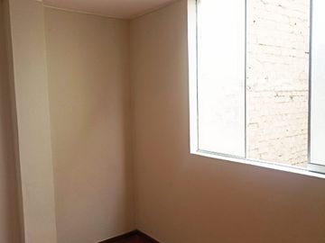 ALQUILO DEPARTAMENTO 02 DORM. C/COCHERA S/2,250  - SURCO