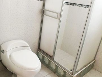 ALQUILO DEPARTAMENTO 02 DORM. C/COCHERA S/2,250  - SURCO