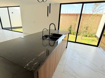 Casa en Venta en Parque Chiapas Lomas de Angelópolis 3 san Andrés Cholula Puebla