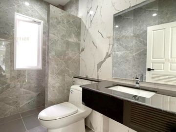 Single house for sale, Nusasiri City Rama 2 with swimming pool, Bang Nam Chuet, Samut Sakhon