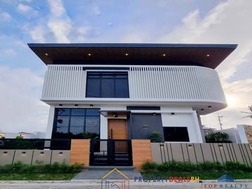 House and Lot for Sale in Pineview Heights Subdivision at Tagaytay City