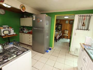 Se Vende Excelente Casa en Av. Padre Hurtado, Estación Central