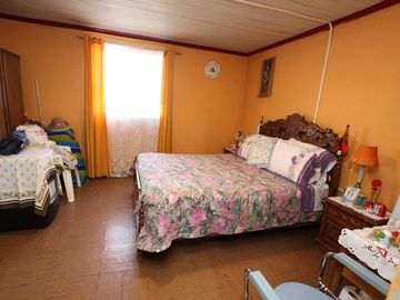 Se Vende Excelente Casa en Av. Padre Hurtado, Estación Central