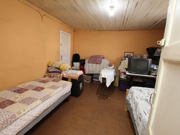 Se Vende Excelente Casa en Av. Padre Hurtado, Estación Central