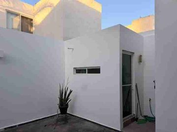 CASA EN VENTA EN PRIVADA EN HORIZONTES RESIDENCIAL II