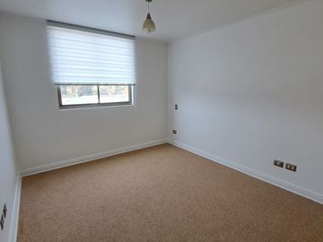 Departamento de 1  D , 1B , 1E   orientación Oriente ,ubicado en un lugar estratégico de Viña del Ma