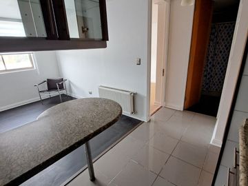 Departamento de 1  D , 1B , 1E   orientación Oriente ,ubicado en un lugar estratégico de Viña del Ma